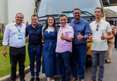 Indicações de Botelho garantem ônibus escolares e veículos para fortalecer agricultura familiar em MT