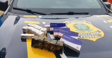 PRF apreende medicamentos irregulares durante fiscalização na BR-163 em Sorriso (MT)