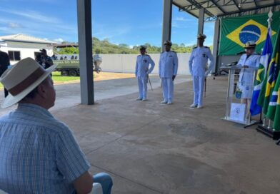 Prefeito e vice prestigiam troca de comando da Agência Fluvial de Sinop
