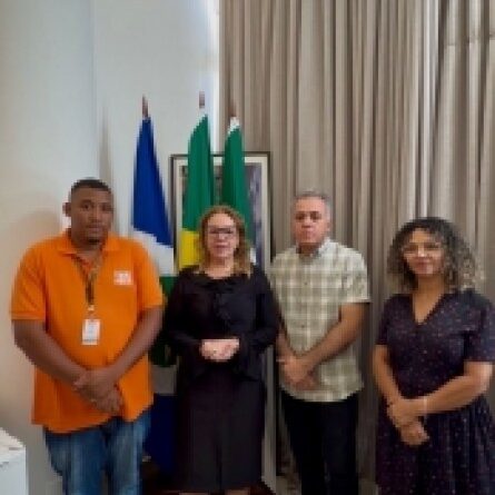 Vereadora Paula Calil firma parceria com Secretaria de Obras para melhorias em bairros de Cuiabá