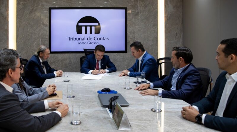 Governo de MT entrega contas ao TCE com seis anos seguidos de nota máxima em capacidade de pagamento e investimento