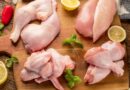 Mercado de frango no Brasil enfrenta pressão de oferta e preços seguem estáveis no atacado