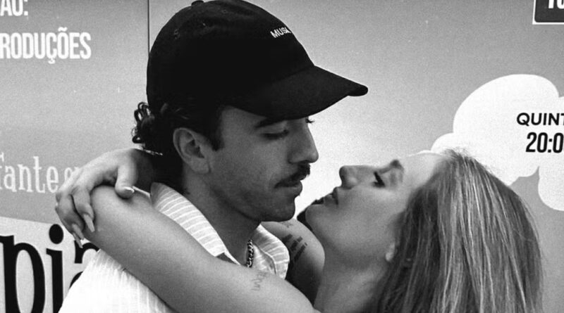 Bruna Griphao ganha declaração romântica do namorado e festa de amigos: ‘Surpresa’