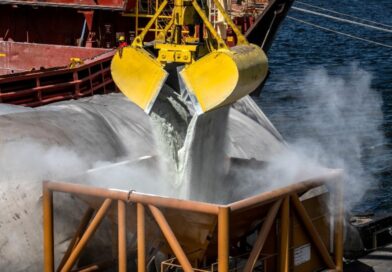 Conflito no Oriente Médio Pressiona Preços de Fertilizantes e Margens do Agronegócio em 2026