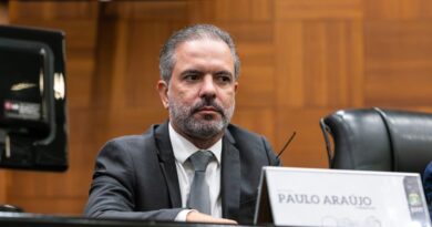 Personalidades têm trabalho reconhecido em sessão especial nesta quinta-feira