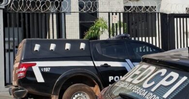 Polícia Civil prende homicida foragido durante ação para apurar maus-tratos contra idosos