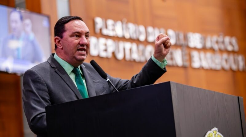 Deputado Valdir Barranco propõe proibir participação de parlamentares e parentes até o 3º grau em contratos públicos em MT