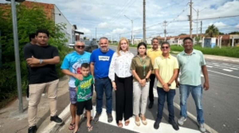 Vereador Cezinha Nascimento acompanha a reabertura do acesso ao bairro Planalto