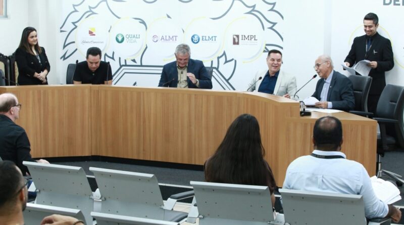 CCJR analisa 50 projetos em segunda reunião ordinária