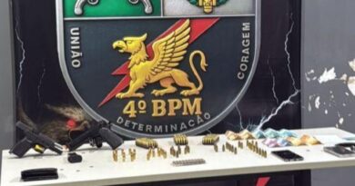 PM prende dupla e apreende pistola e munições que seriam vendidas à facção criminosa