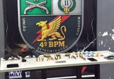 PM prende dupla e apreende pistola e munições que seriam vendidas à facção criminosa