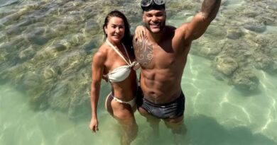 Scheila Carvalho e Tony Salles curtem férias em Alagoas após Carnaval: ‘Start nas férias’