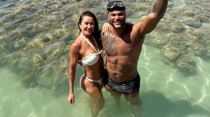 Scheila Carvalho e Tony Salles curtem férias em Alagoas após Carnaval: ‘Start nas férias’