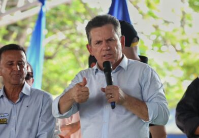 Governador vistoria casas, inaugura asfalto novo e leva mais R$ 6,5 milhões para Figueirópolis d’Oeste