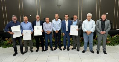 ALMT homenageia personalidades que contribuíram para o desenvolvimento de Lucas do Rio Verde