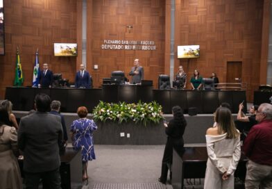 ALMT homenageia 80 profissionais que atuam no planejamento do estado