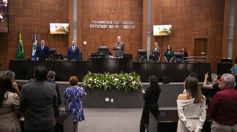 ALMT homenageia 80 profissionais que atuam no planejamento do estado