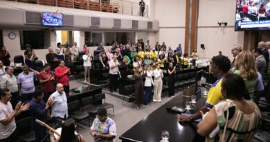 Em sessão solene da Campanha da Fraternidade, deputado Lúdio Cabral defende moradia digna e homenageia arcebispo Dom Mário