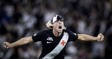 Vasco arranca virada heróica nos acréscimos contra Fluminense no Maracanã