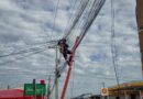 Operação remove cabos irregulares neste domingo na avenida Comandante Costa