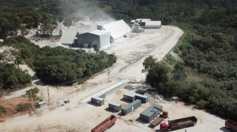 Fertilizante fosfatado começa a ser produzido no RS com operação em Caçapava do Sul e reforça oferta regional de insumos