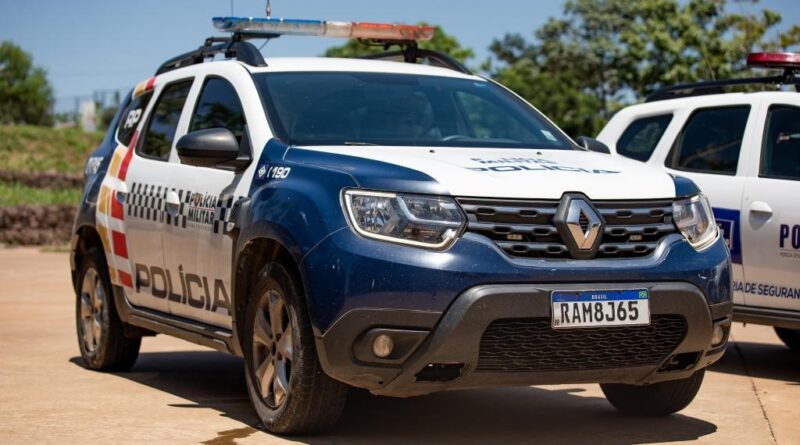 Polícia Militar prende suspeito que deu golpes de facão e decepou dedo de homem em Marcelândia